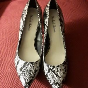 Michael Antonio snakeskin pumps